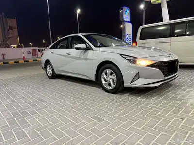 هيونداي الينترا موديل 2022 11