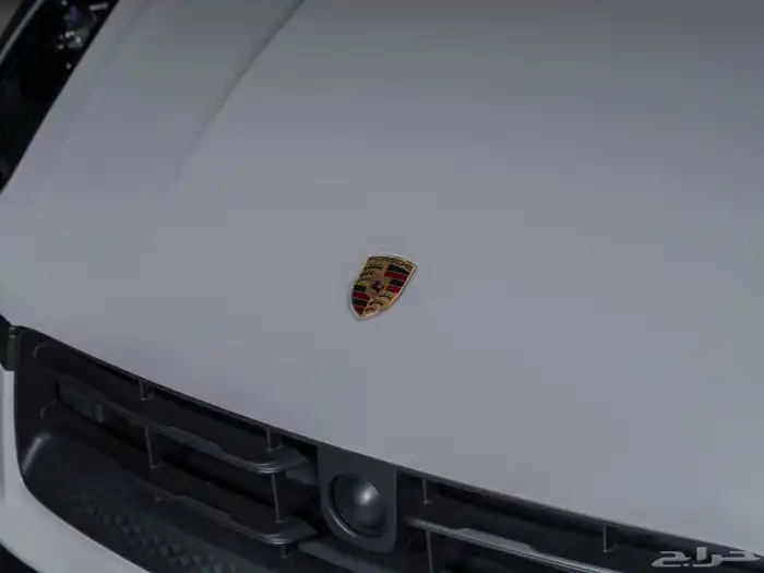 2024 Porsche Macan 8
