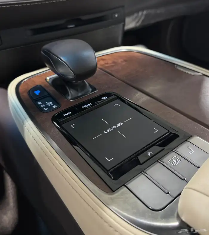 لكزس LS350L موديل 2018 فل كامل مستعمل . 15