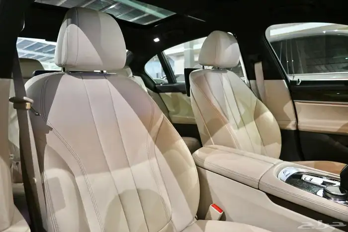 BMW 730 Li 2019 8