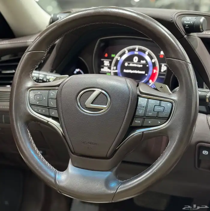 لكزس LS350L موديل 2018 فل كامل مستعمل . 14