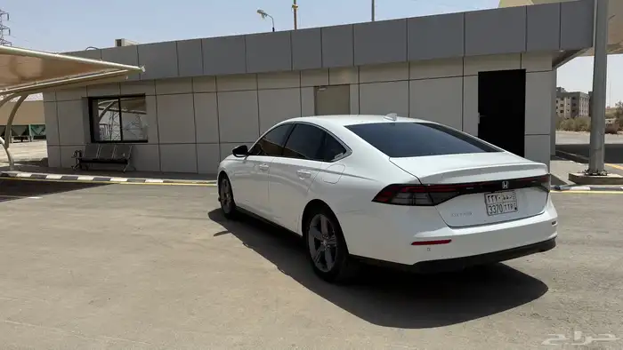 هوندا أكورد نص فل 2023 3