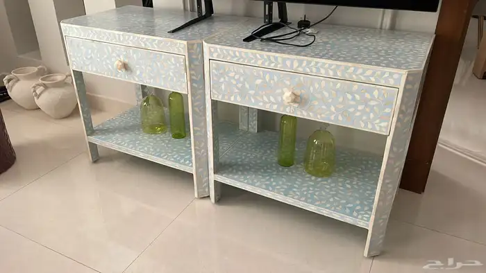 كومدينات او طاولات جانبية 0