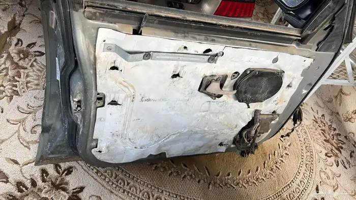 قطع بودي بدي فورد ماركيز 2002 6