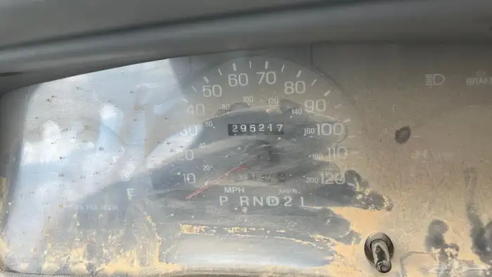 فورد ماركبز 2004 4