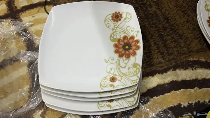 اواني مطبخ مستخدمه استخدام بسيط 1