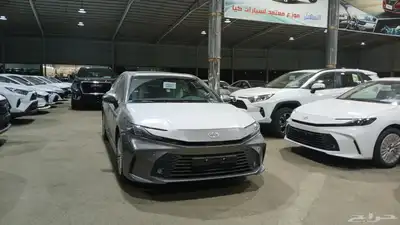 تويوتا كامري LE فتحه بنزين 2025 جديده 11