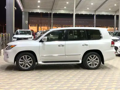 لكزس 2014 LX570 سعودي 4