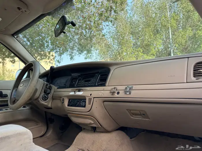 فورد فكتوريا 2010 بوليسي نظيف جدا 14