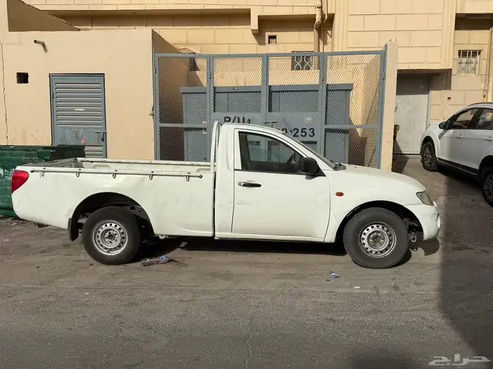 بكب ميتسوبيشي 2007 1