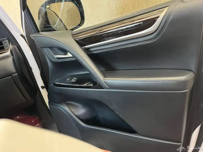 للبيع او البدل المناسب لكزس 570 LX فل كامل DD 29