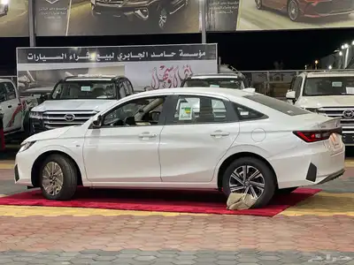 تويوتا   يارس وآي بلص بنزين 2023 جديد 62.100 شامل الضريبة 7