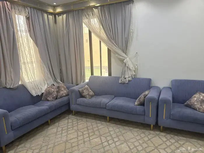 كنب وستائر وفرشة للبيع 1