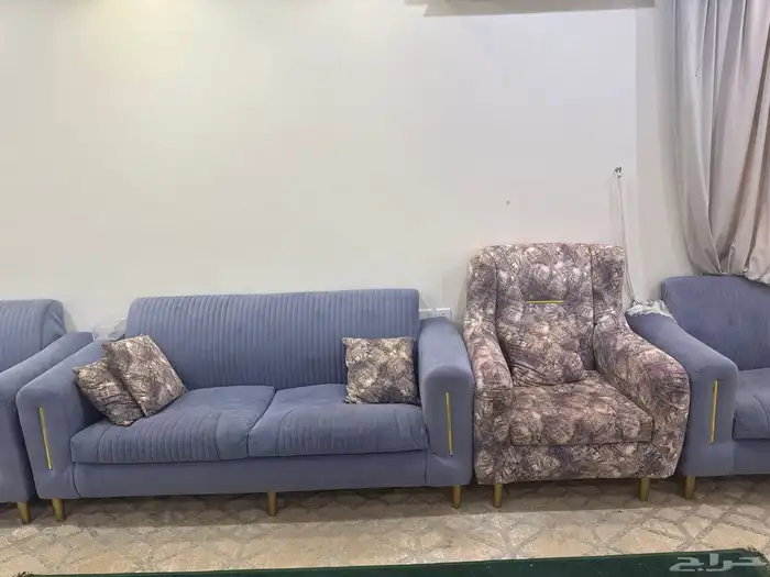 كنب وستائر وفرشة للبيع 2