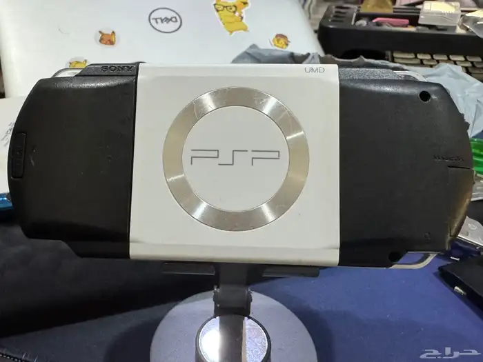 سوني psp1000 فيها 70 لعبة بحالة جيدة 7.5 من 10 2