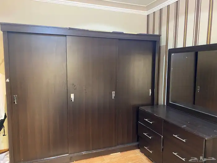 غرفه نوم كامله بحاله جيدة 5