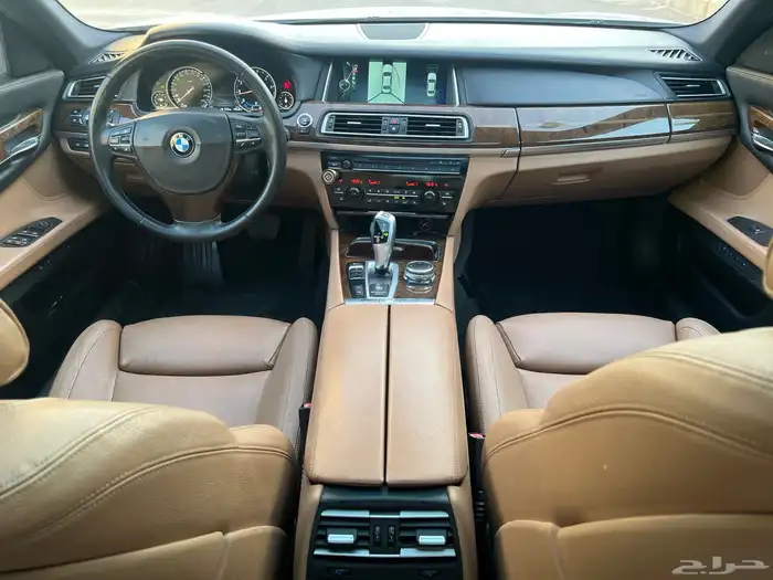 بي ام دبليو 750Li 2014 (بحالة ممتازة) 16