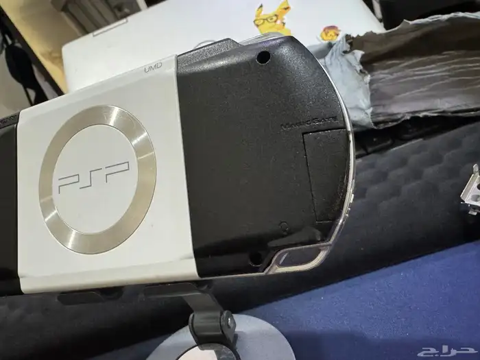 سوني psp1000 فيها 70 لعبة بحالة جيدة 7.5 من 10 1