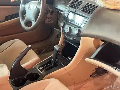 اكورد 2004 بحاله جيدة 14