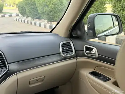 جيب قراند شروكي لمتد 2021 بسعر مناسب 36