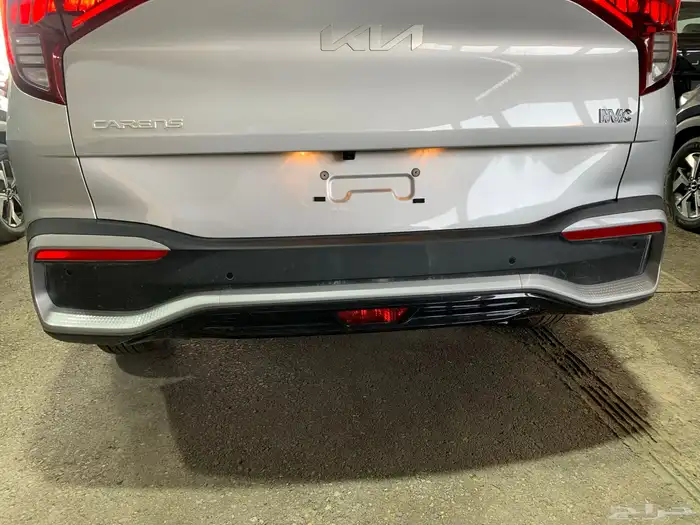 كيا كارينز 2025 نص فل 7 مقاعد بمواصفات اعلى و افضل سعر 18