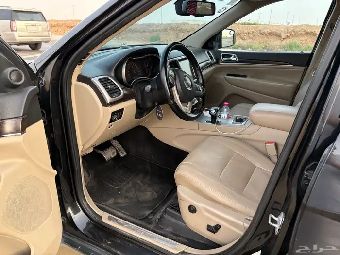 جراند شيروكي LIMITED   V8 هيمي 5.7 8