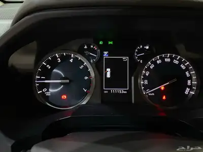 للبيع برادو 2021 VX فل كامل عبداللطيف عداد 111 الف 18