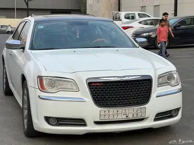 كرايزلر C300 هيمي موديل 2013 3