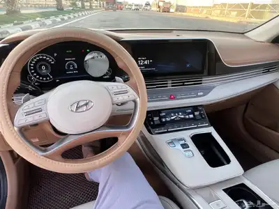ازيرا بنزين 2020 فل كامل اعلي فئه 6 سلندر 29