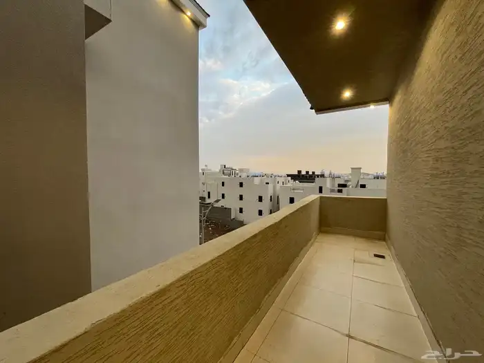 للبيع روف بملحق مدخل سياره مصعد شغال الروابي 800 الف 10