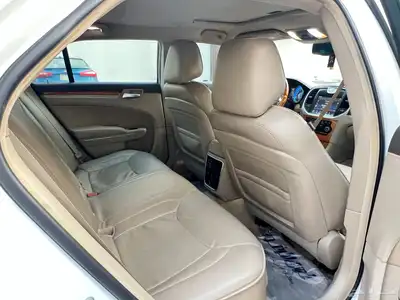 كرايزلر C300 هيمي موديل 2013 24