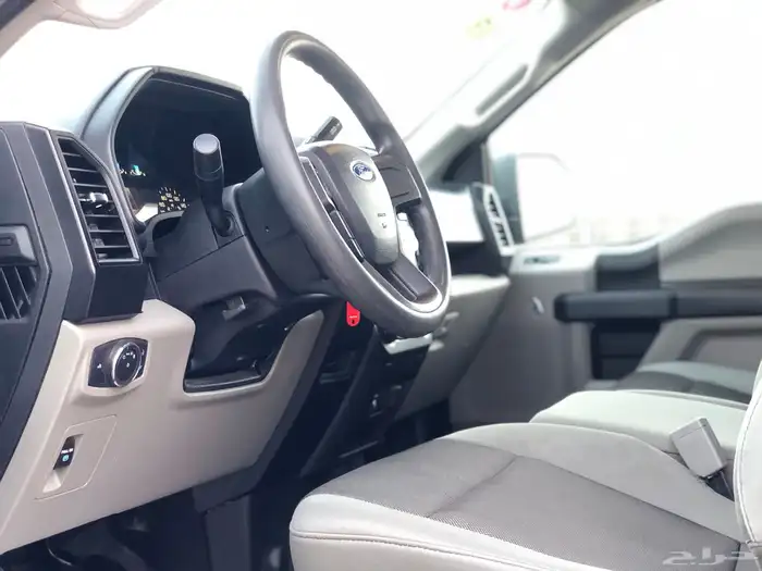 فورد F150 غماره 2018 دبل 6 سلندر ممشي قليل مخزنه81 ألف 31