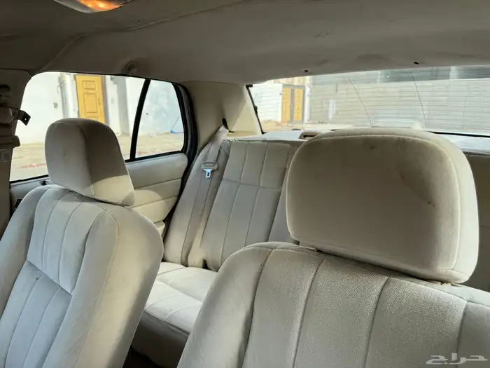 فورد فكتوريا 2010 بوليسي نظيف جدا 10