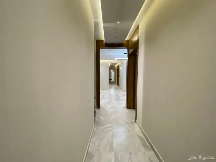 شقق تمليك بموقع مميز جدا ابها البديع 6 غرف 2