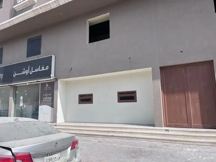 محل تجاري بميزان للإيجار 1