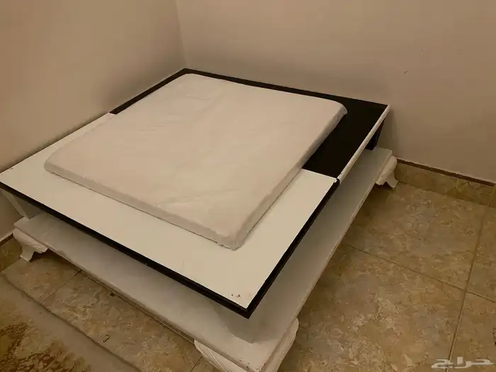 طاولة بلوت. اوكي. دومينو. 10