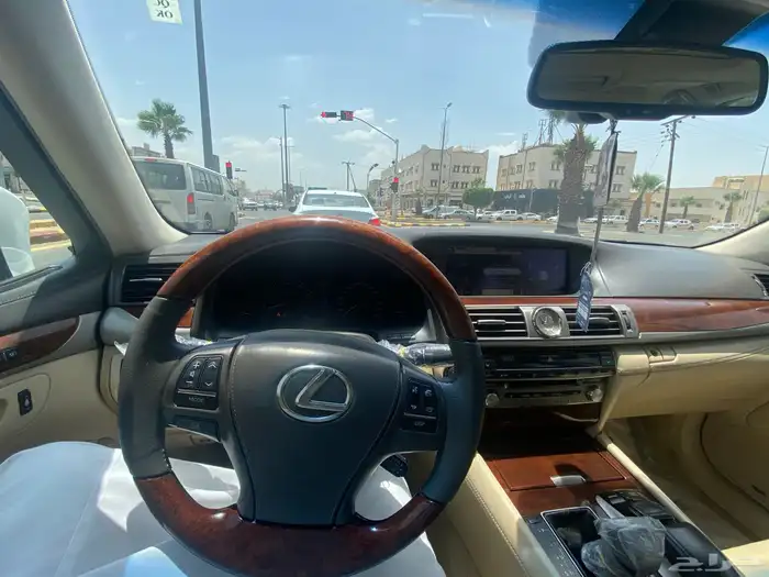 للبيع لكزس 460 L موديل 2015 16