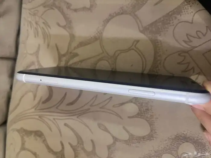 iPhone XR 3