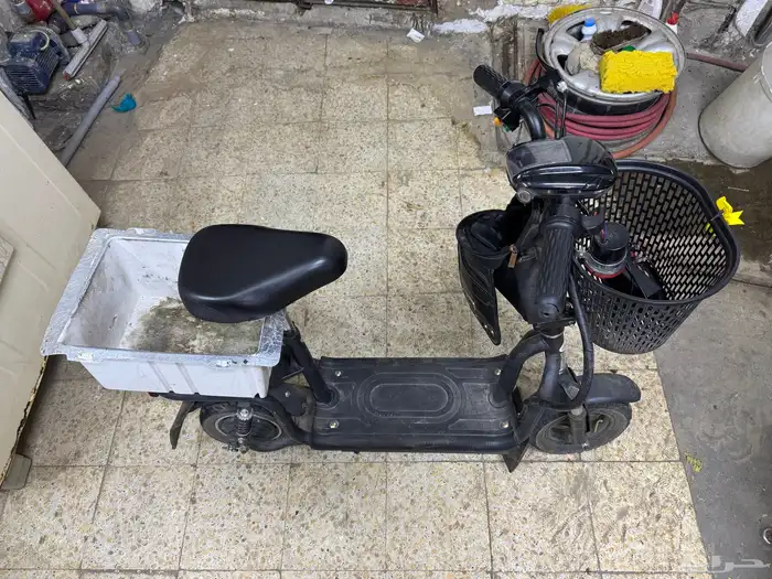 اسكوتر كهربائي البيع مع الشاحن نظيف 3