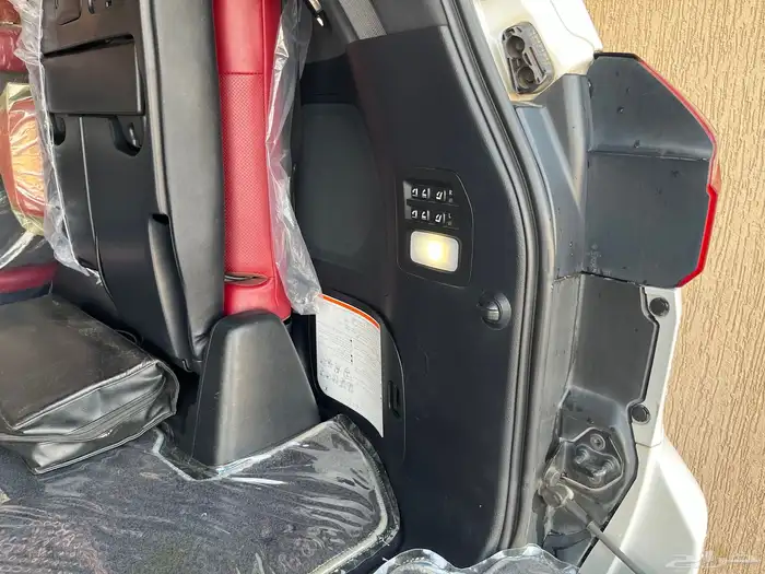 للبيع او البدل المناسب لكزس 570 LX فل كامل DD 42