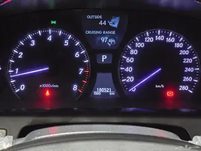 لكزس LS460 موديل 2010 بحالة ممتازة 21