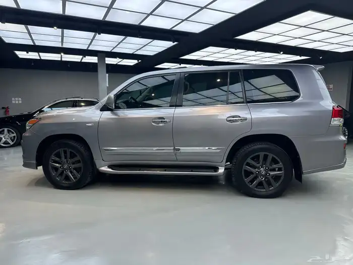 جيب لكزس LX570 5