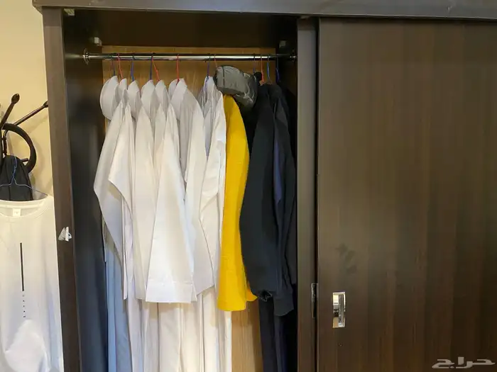 غرفه نوم كامله بحاله جيدة 4