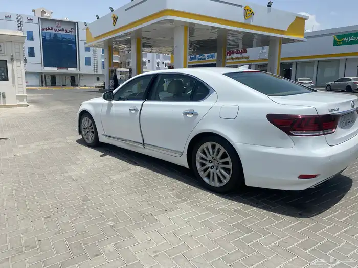 للبيع لكزس 460 L موديل 2015 2