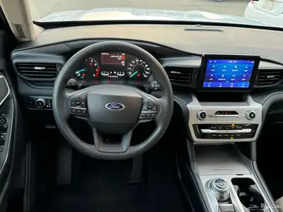 فورد اكسبلور 2022   6سلندر شنطة كهرباء 12