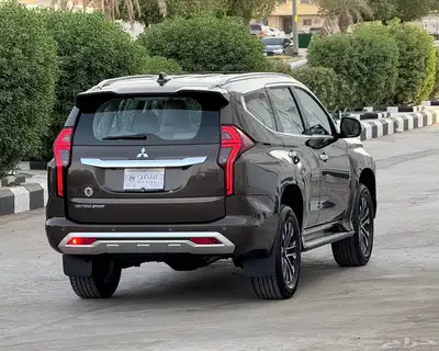 ميتسوبيشي مونتيرو موديل 2020 فل كامل 9