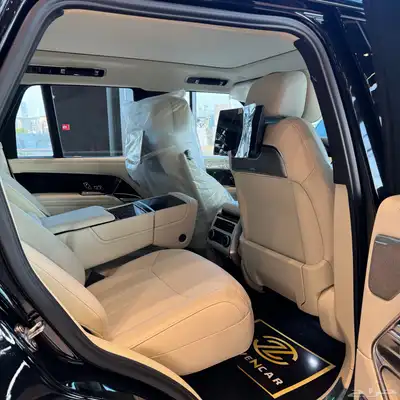 Range Rover autobiography 2025 8