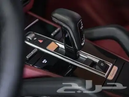 2022 PORSCHE CAYENNE 11