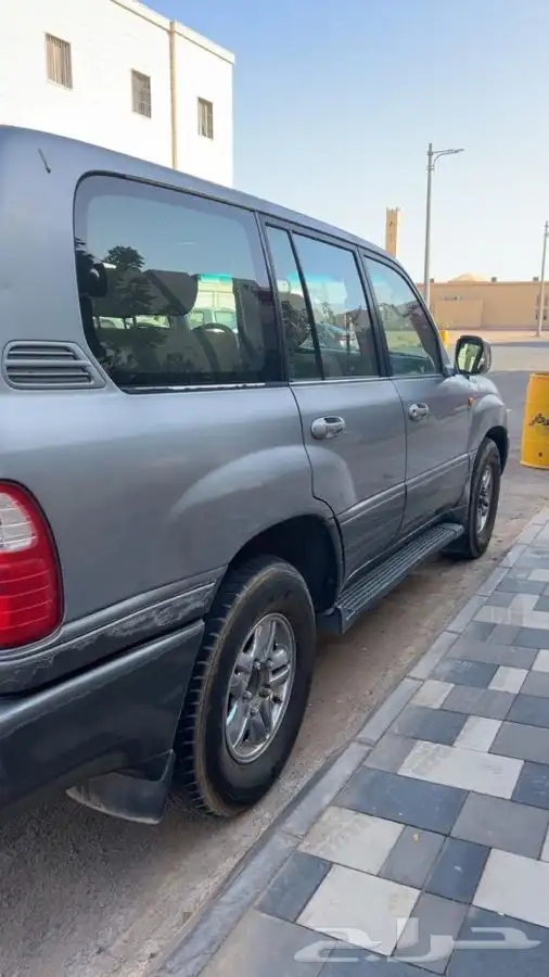 جيب لكزس 2002 رمادي 3