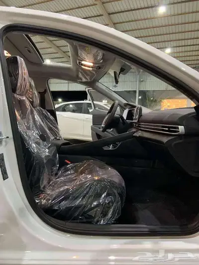 هونداي النترا 2025 بنزين كمفورت 1500Cc مستورد (اصفار). 23